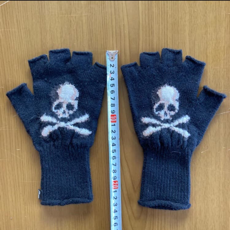 ロエン　ジャガードスカル柄指ぬきニットグローブ