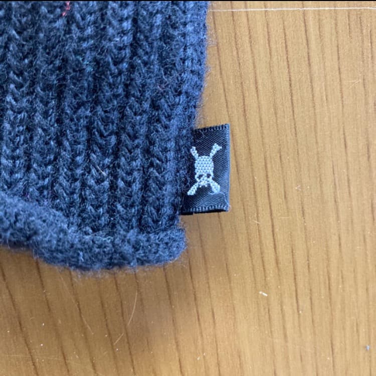 ロエン　ジャガードスカル柄指ぬきニットグローブ