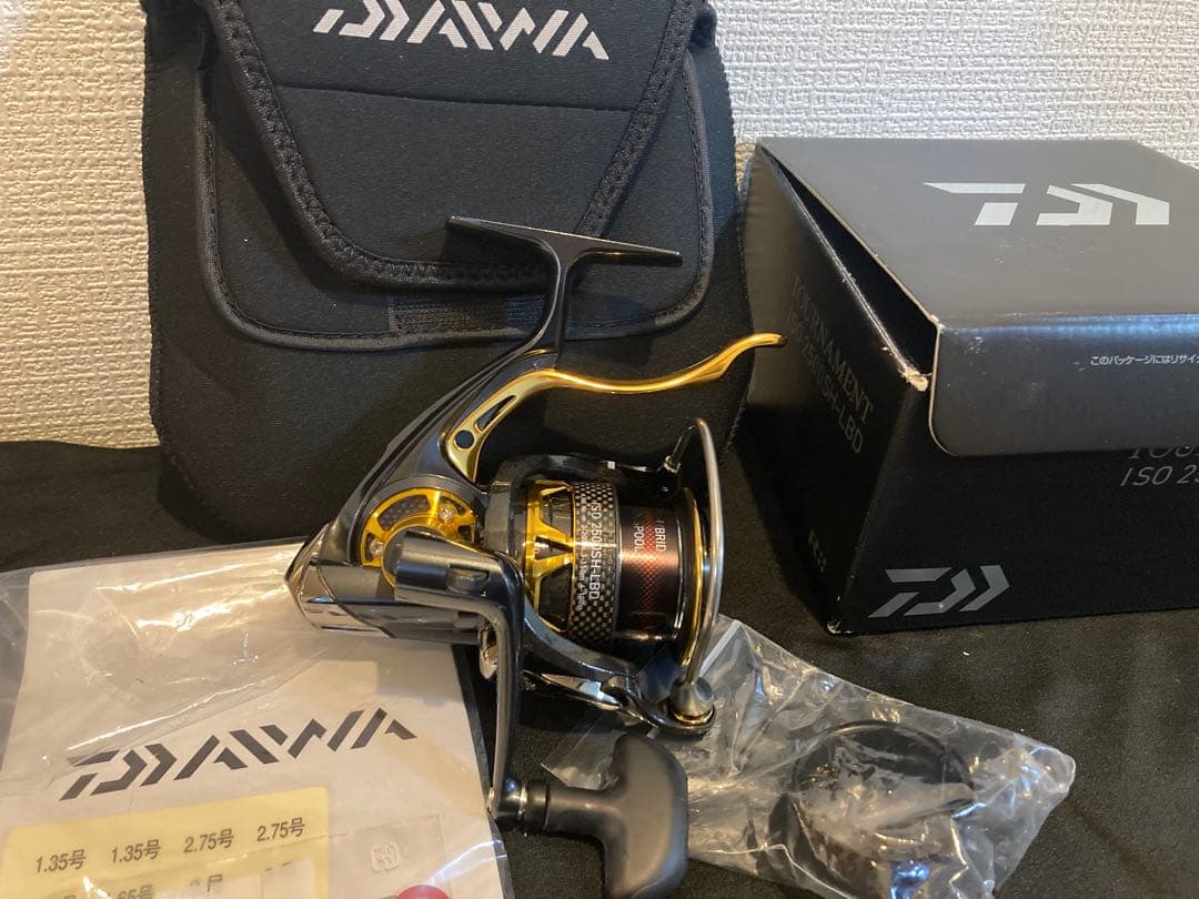ダイワ 15 トーナメント ISO 2500SH-LBD