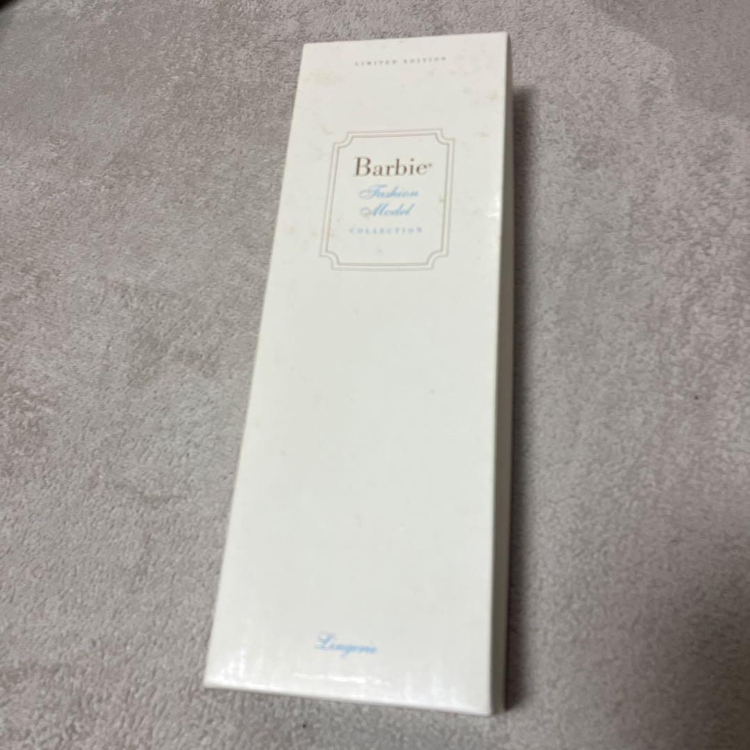 Barbie fashion modelバービー人形 本体のみ　可動ボディ