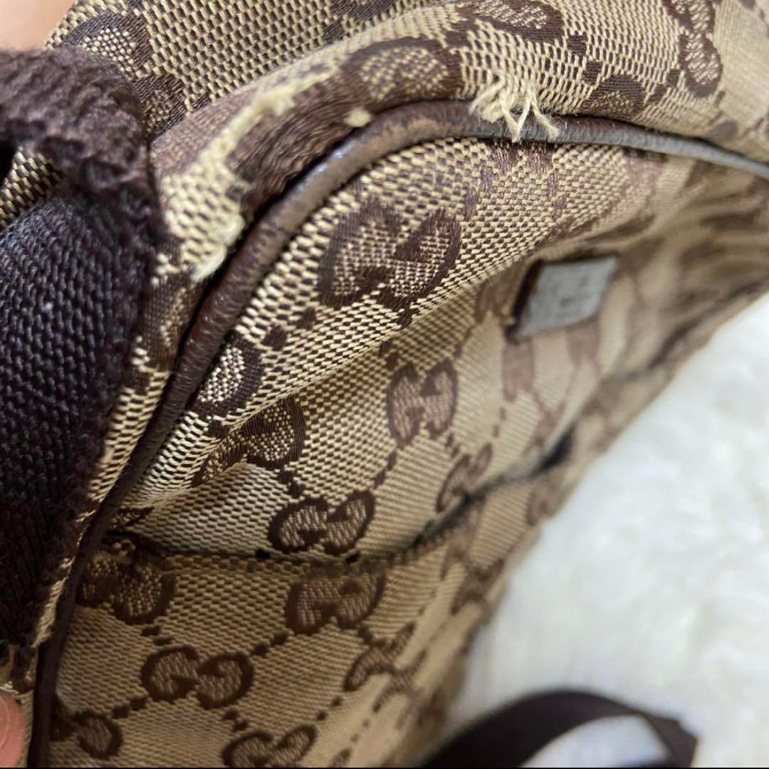 GUCCI メッセンジャーバッグ ベージュ GGパターン