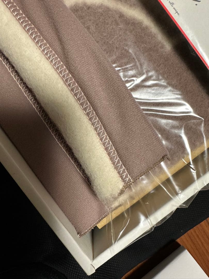 【新品】　カシミヤ入り　毛布　Je vais à Paris 日本製
