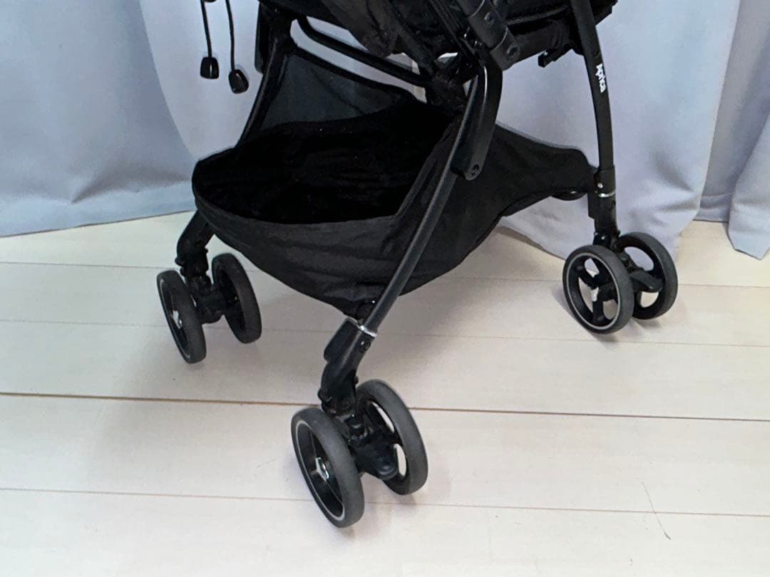 アップリカ　ラクーナ クッション フリー プラス AB