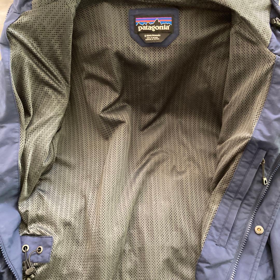 Patagonia マウンテンパーカー ネイビー　Ｓサイズ