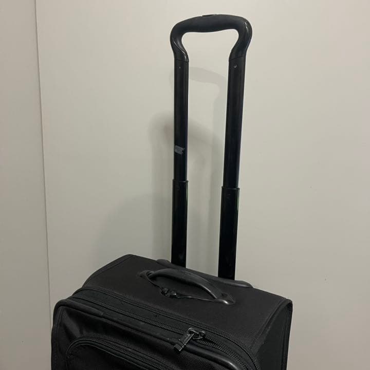TUMI 2輪　キャリーケース