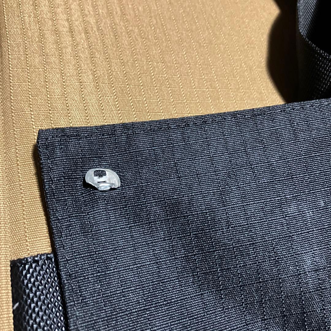 【新品未使用未開封】Colemanベージュナイロンキャリーカート 中型