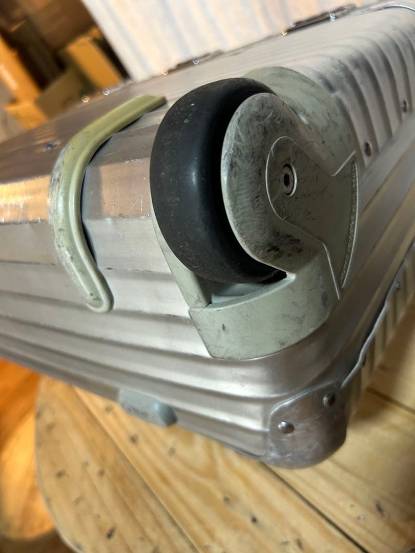 RIMOWA パイロット　トロリー　二輪