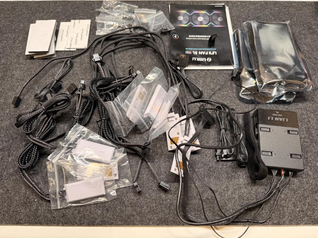 Lianli UNI FAN SL120 RGB WT 3Pack 3つセット