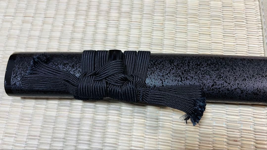 模造刀 雲龍拵え 互の目刃文 石目鞘 透かし鍔 大刀 黒刀 250504-1