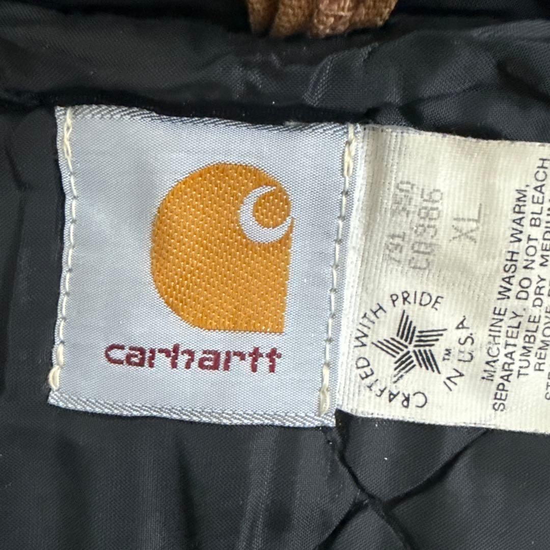 Carhartt シベリアンパーカー