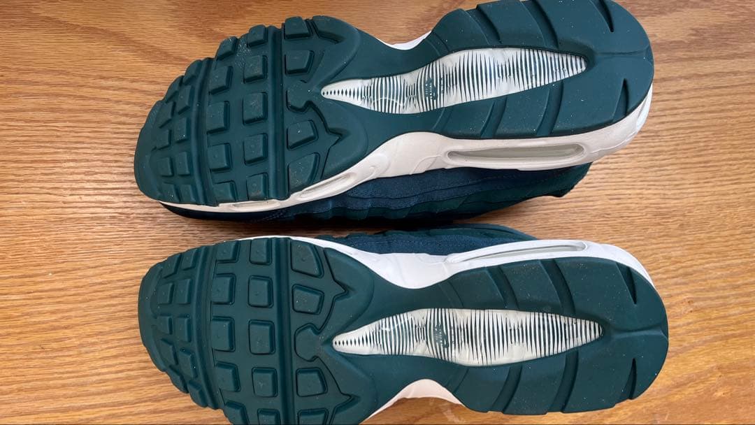 NIKE AIR MAX 95 ベルベット グリーン 28cm(やや細身)