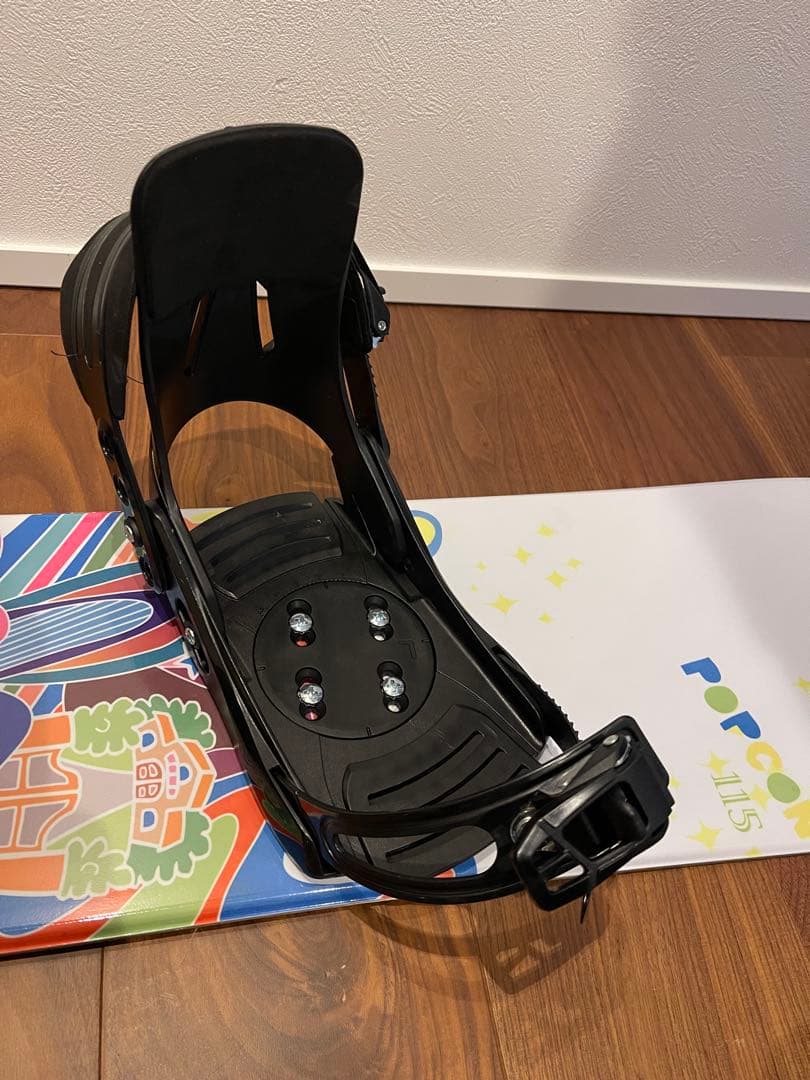 子供用　スノーボード板　115㎝　LISKY ビンディングセット