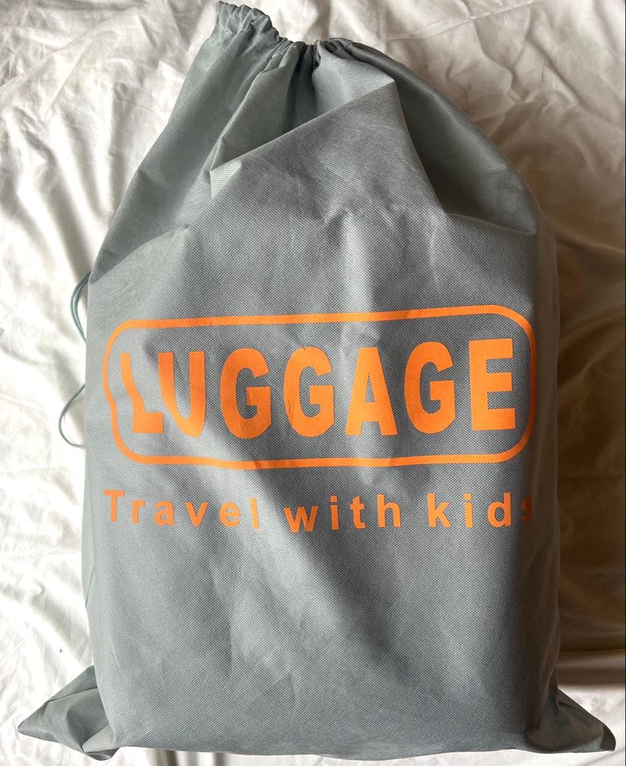 Q-BOX ブラック　乗れるスーツケース