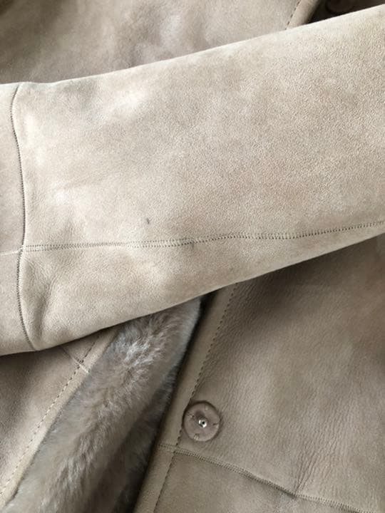 マックスマーラの　ムートンコート