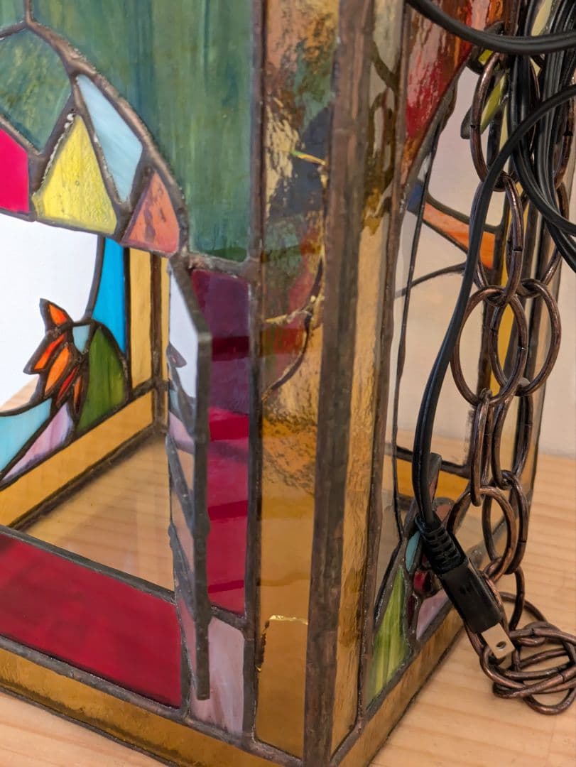 ☆値下げ☆ステンドグラス　ハウス型ランプ　インテリア　照明　ライト　照明