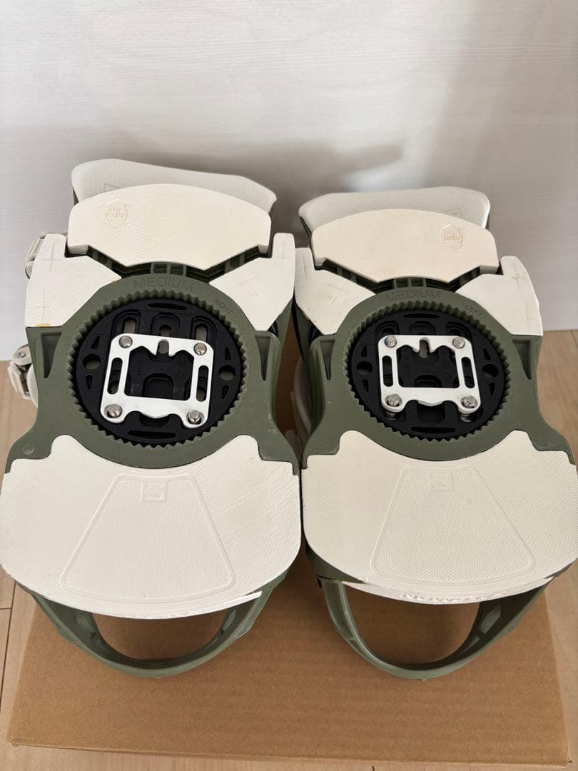 SALOMON DISTRICT hps スノーボードビンディング