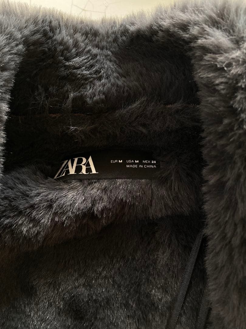 かおりん！ZARA フェイクファーダブルフェイスジャケット　moussy