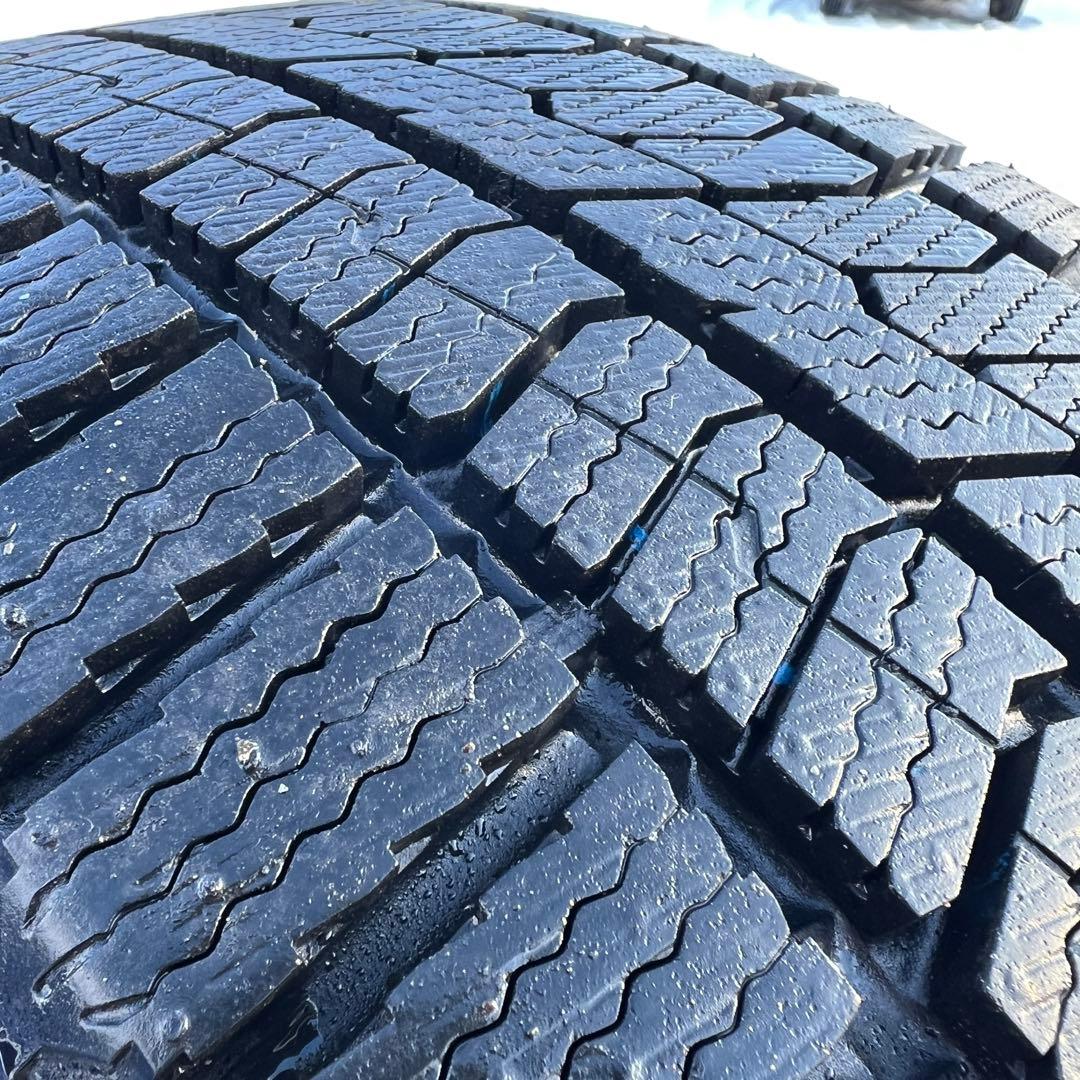 2025年製　スタッドレスタイヤ(2本/4本中)②
