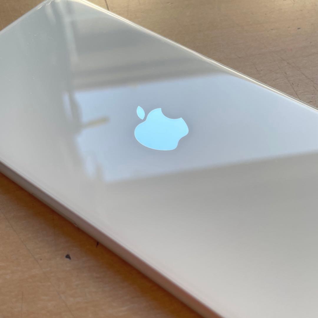 iPhone SE 第2世代　ホワイト　64GB A2296 #4