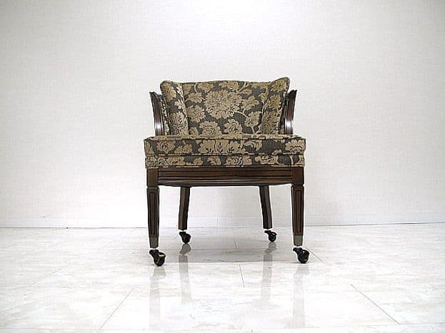 現行モデル マルニ 地中海ロイヤル シャルルII パーティチェ　約23.4万