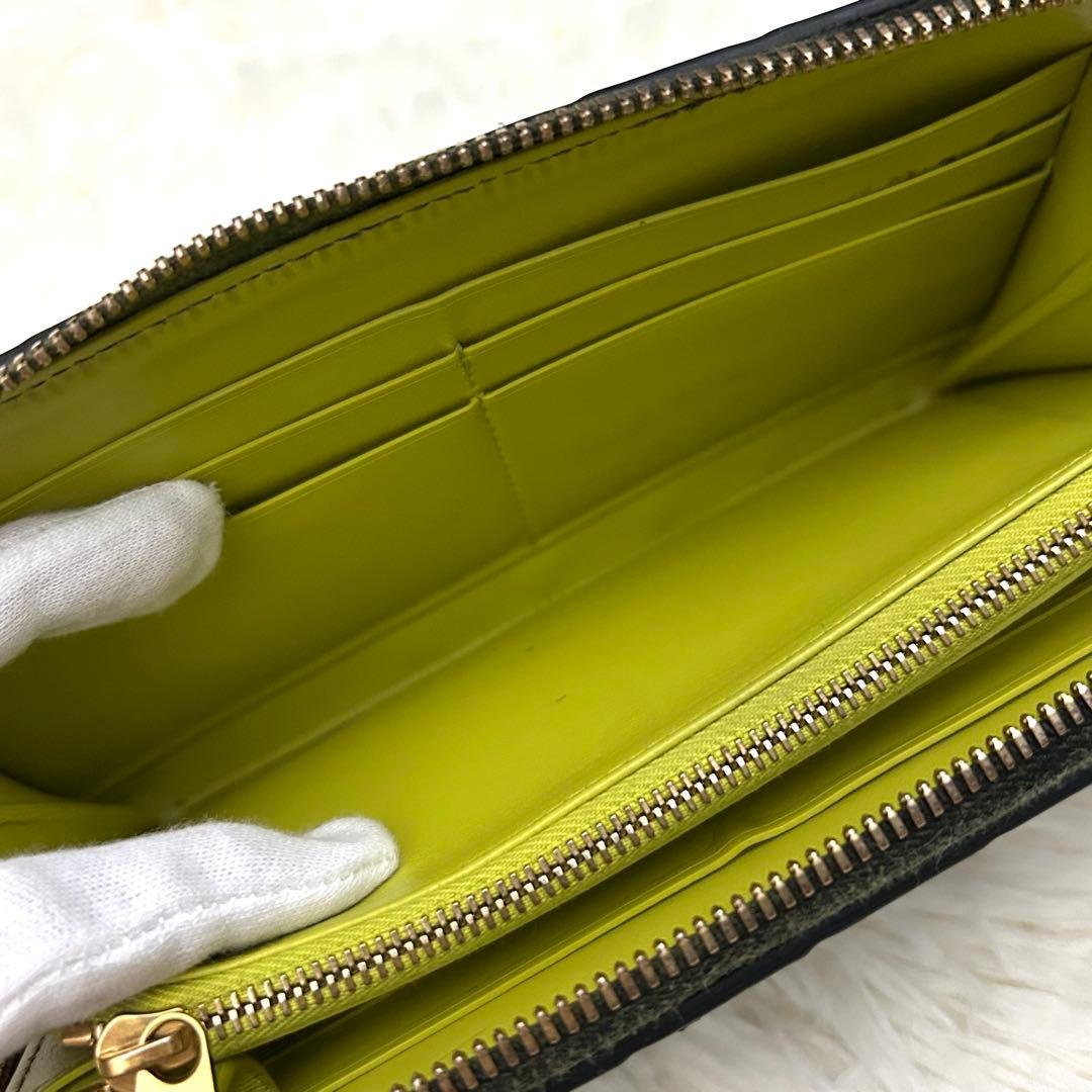 【美品】ICチップ内蔵 BOTTEGA VENETA イントレチャート長財布