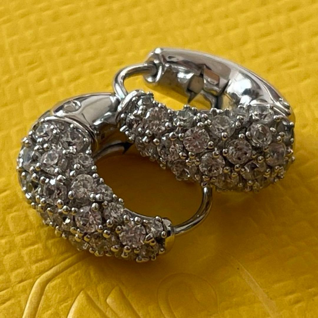 美品【定価2.2万】スワロフスキー ピアス　Sublima シルバー 正規品