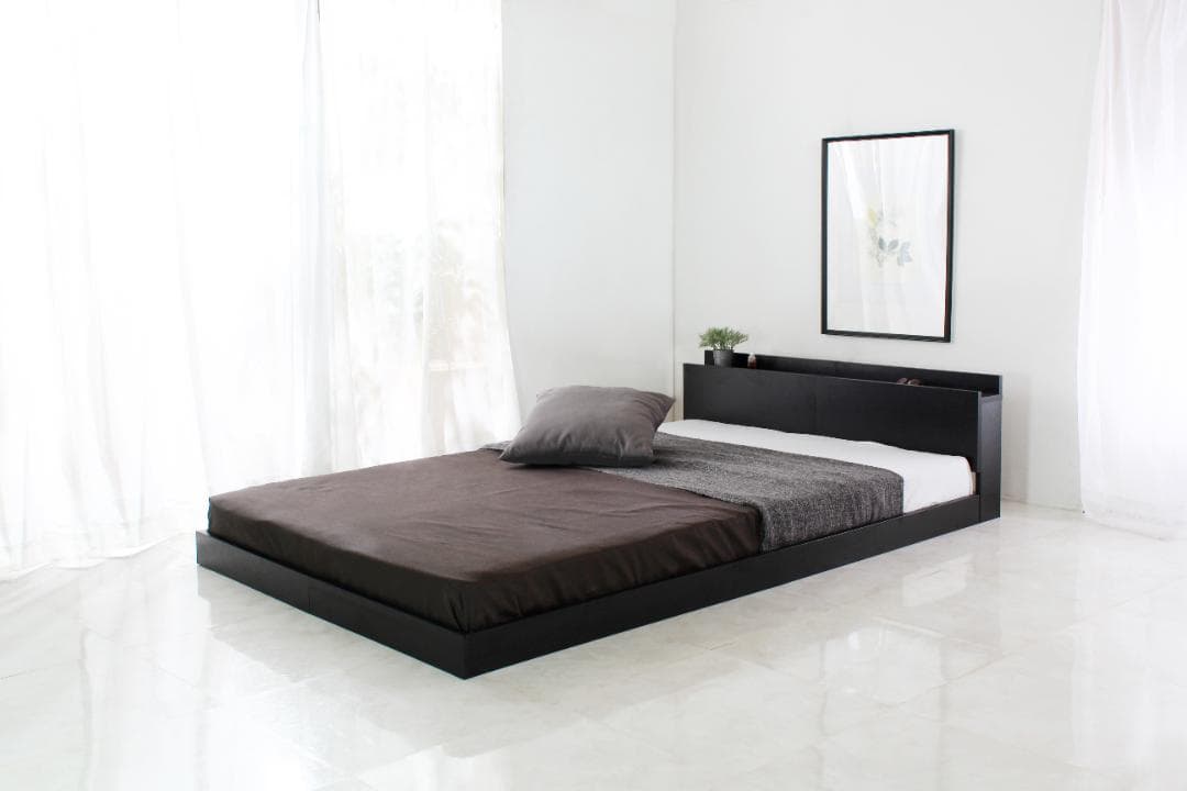 【ブラック　ダブル　マットレス付】便利な宮付きフロアベッド　ローベッド