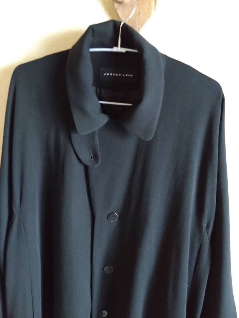 ヨーガンレールのブラック ロングコート