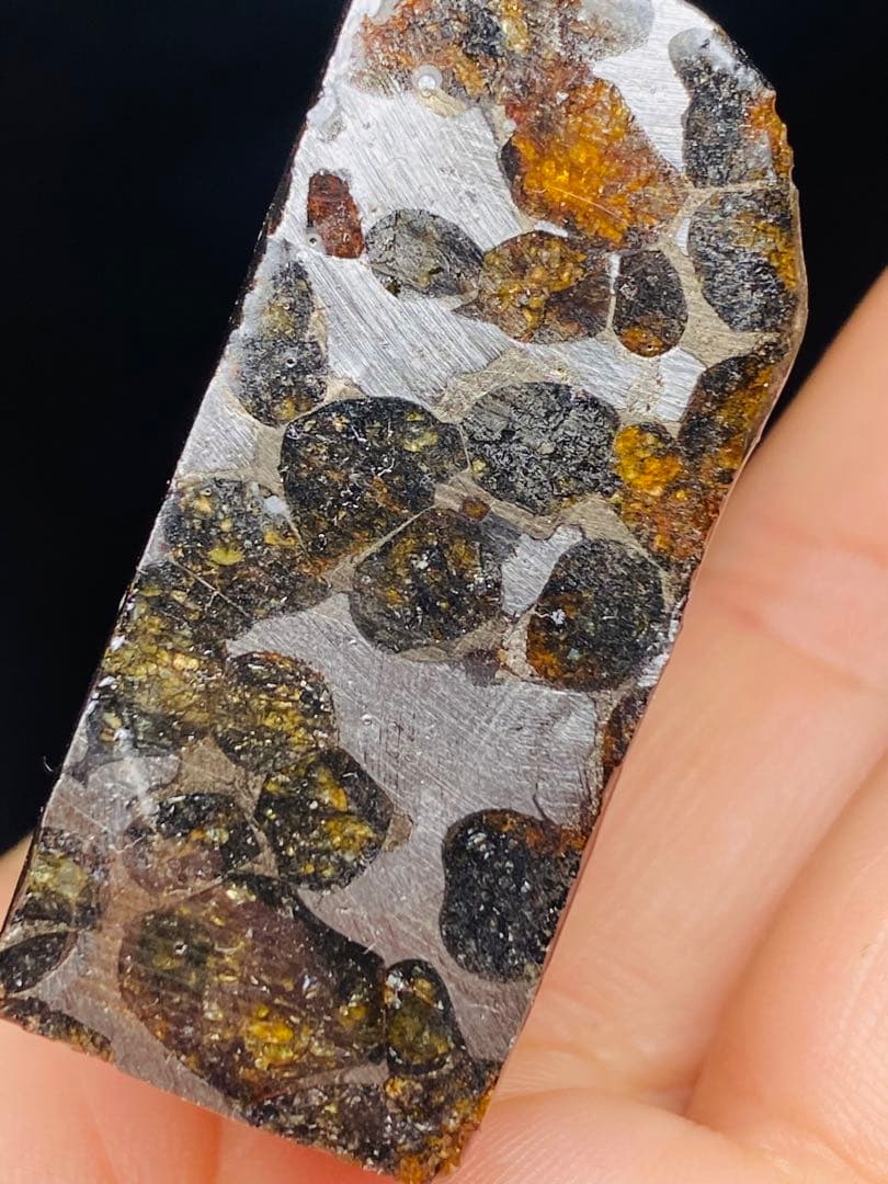 パラサイト隕石 102g 隕石　石鉄隕石　メテオライト セリコ隕石