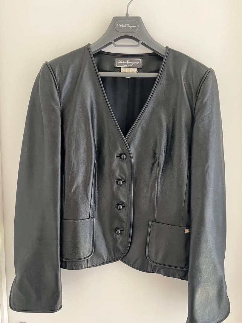 Salvatore Ferragamo 本革ジャケット 黒44 美品 希少サイズ