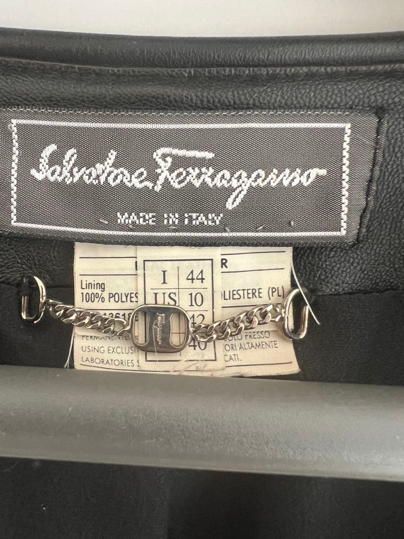 Salvatore Ferragamo 本革ジャケット 黒44 美品 希少サイズ