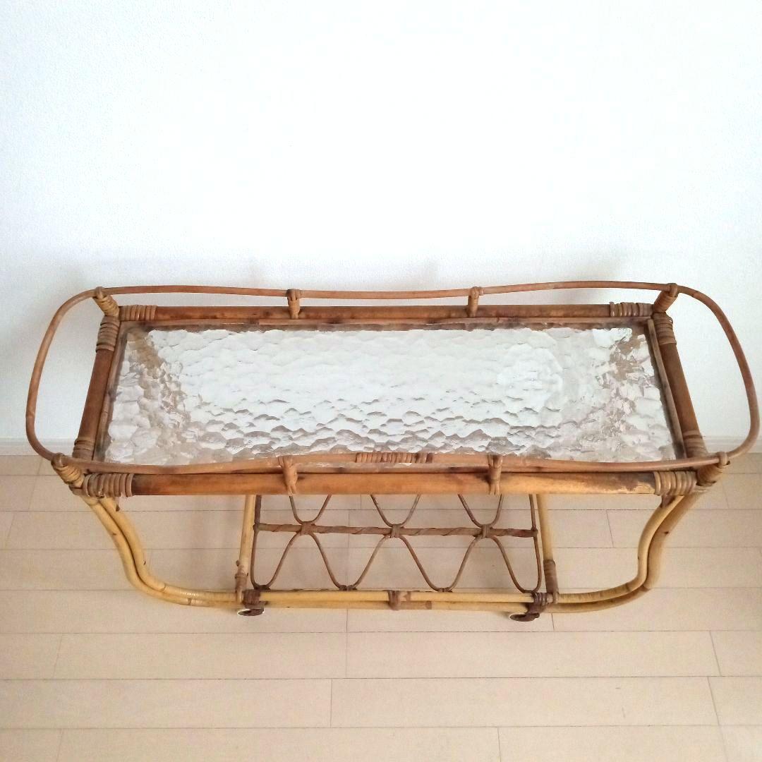 ラタンとガラスのフラワースタンド キャスター付き スウェーデン 北欧