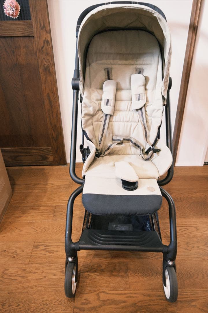 CybexのEEZY S TWIST2