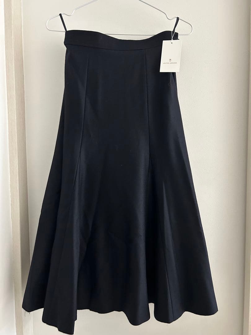 新品 タグ付き ユナイテッドアローズ バランサー フレアスカート ネイビー
