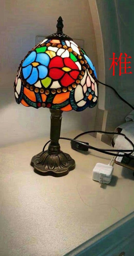 新品出荷 ステンドグラス　赤い薔薇柄KK椎名半田出品1