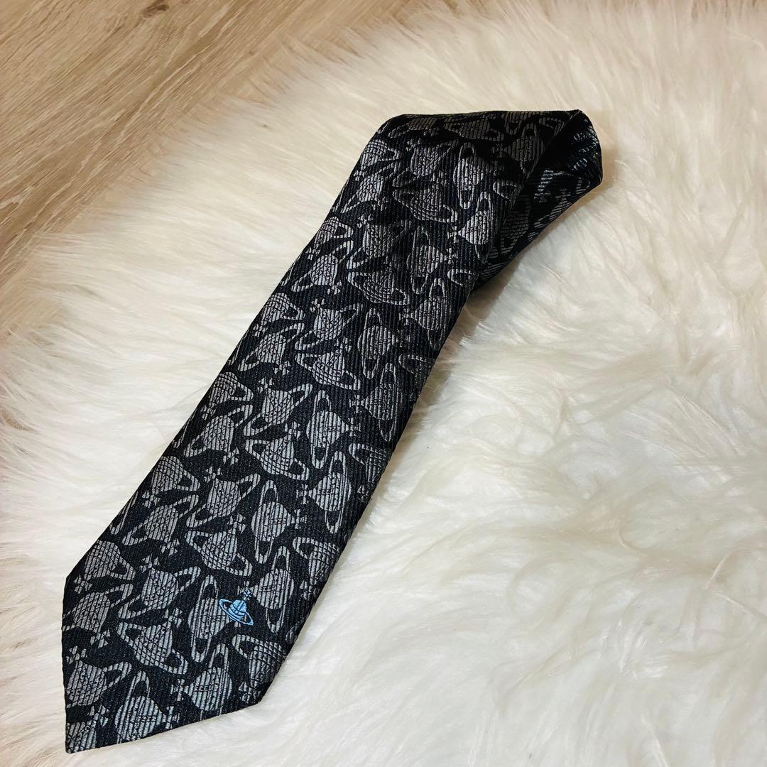 Vivienne Westwood オーブ　総柄　シルク　ブラック　水色オーブ