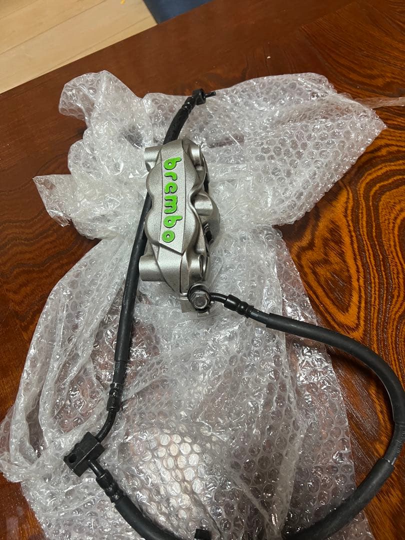 Zx-25r ブレンボフロントブレーキキャリパー