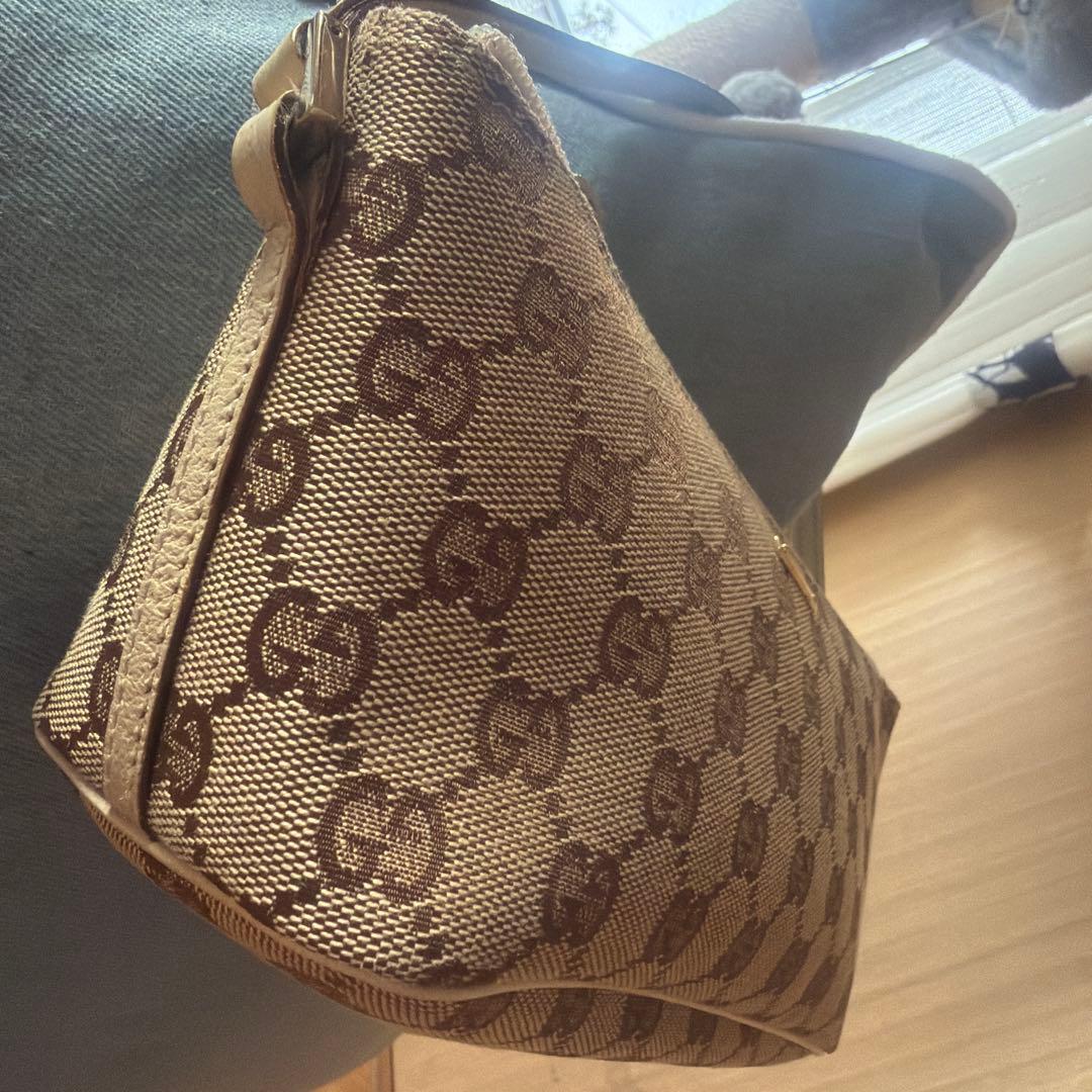 GUCCI GGキャンバスポーチ ベージュ/ブラウン　ほぼ未使用