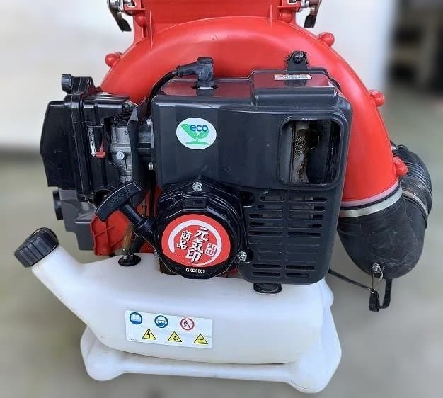 丸山 背負式動力散布機 GKD6001-26 背負式動力噴霧器 1キロ剤対応