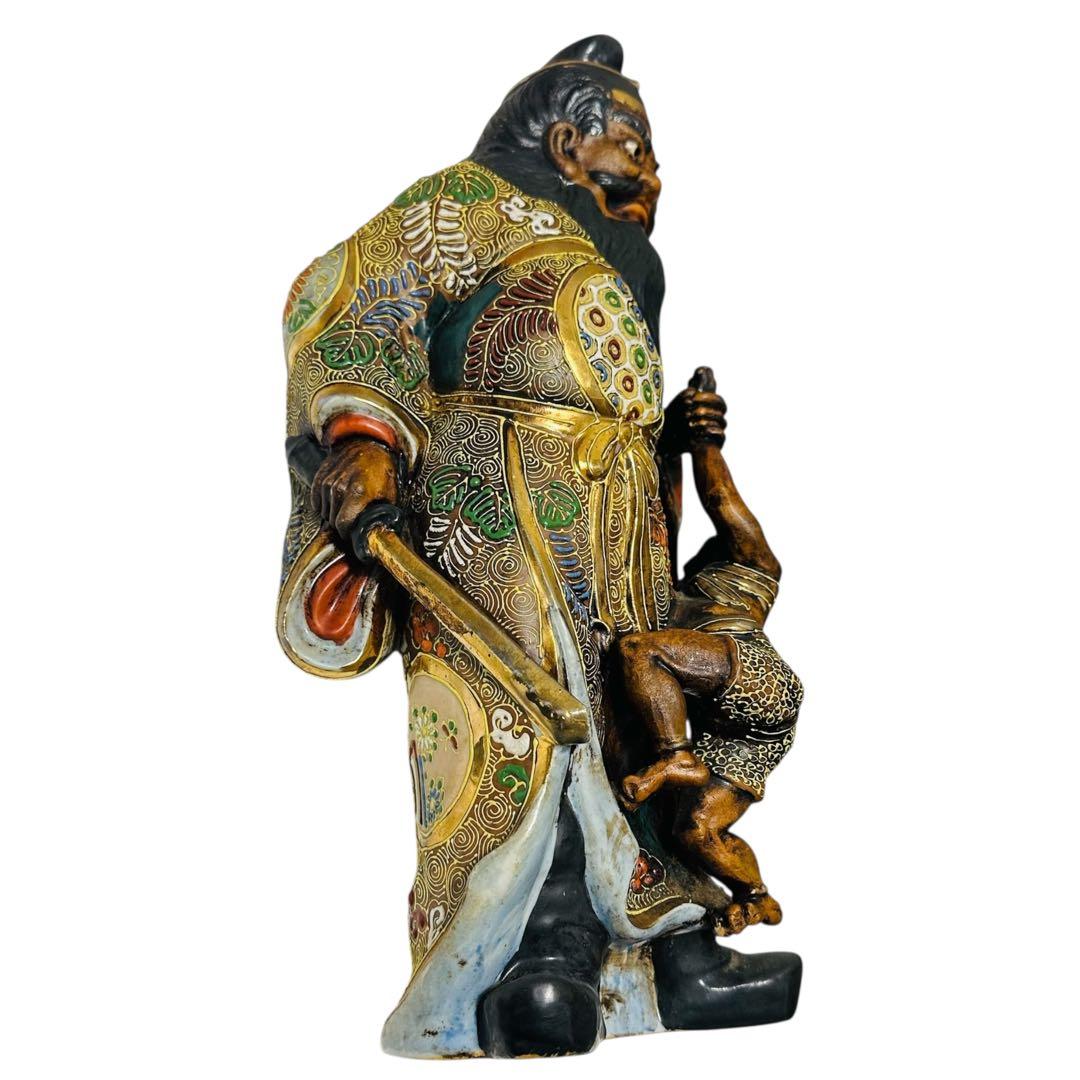 仏教美術 古九谷 「餓鬼と鍾馗」 鍾馗像 九谷焼 置物 細密彫刻 高さ31cm