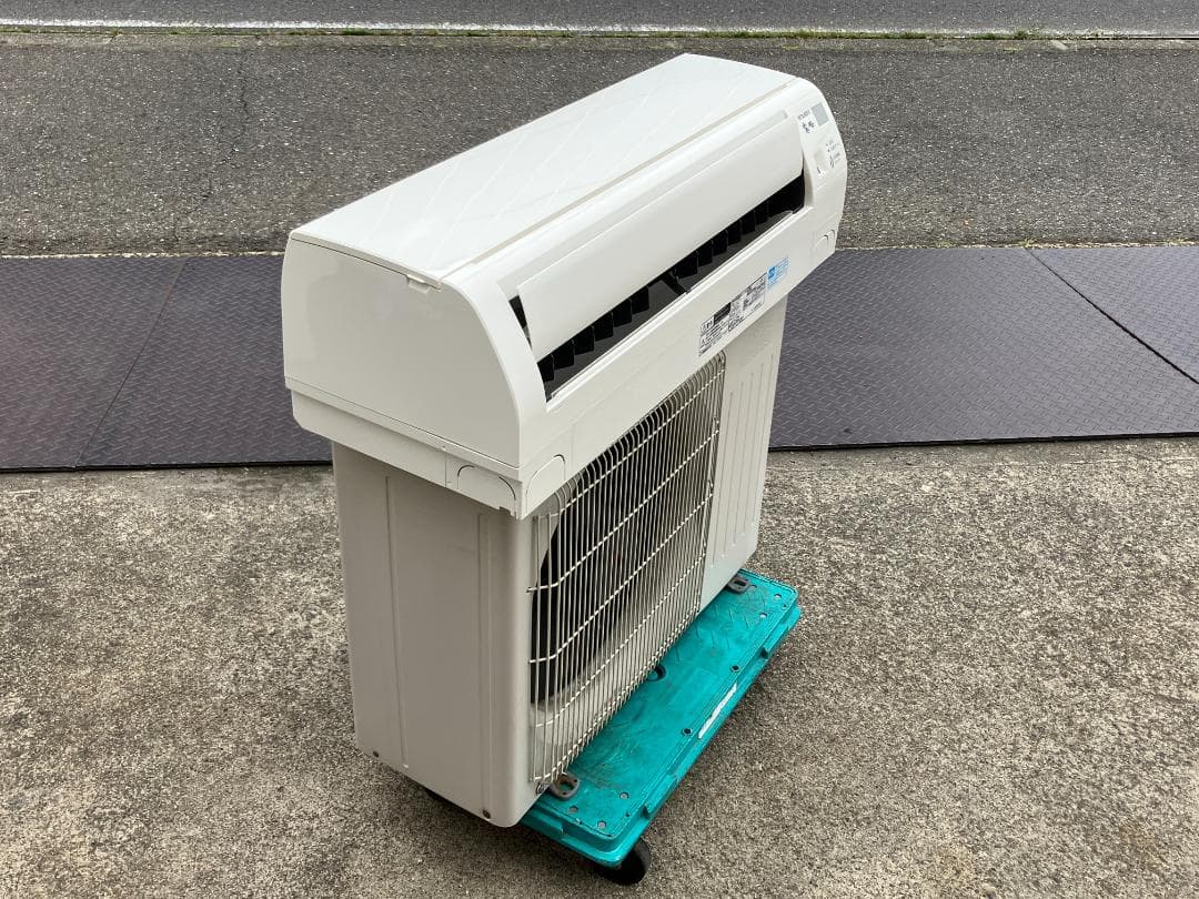 愛知岐阜/送料込★美品★三菱 2.2ｋWエアコン MSZ-E224-W　14年