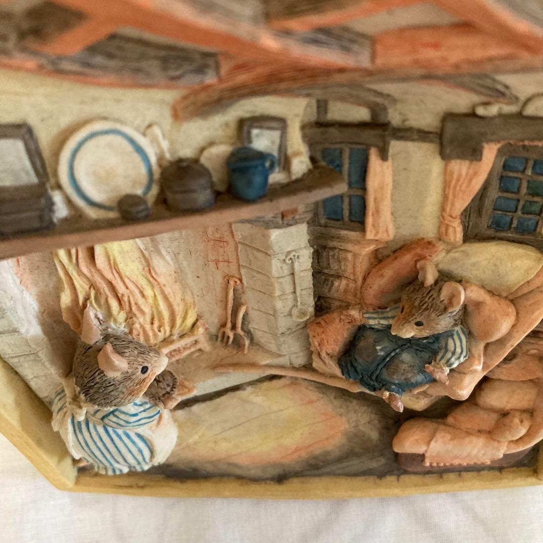 2/8 ブランブリーヘッジ 立体 壁掛け　のばらの村のものがたり　ジルバークレム