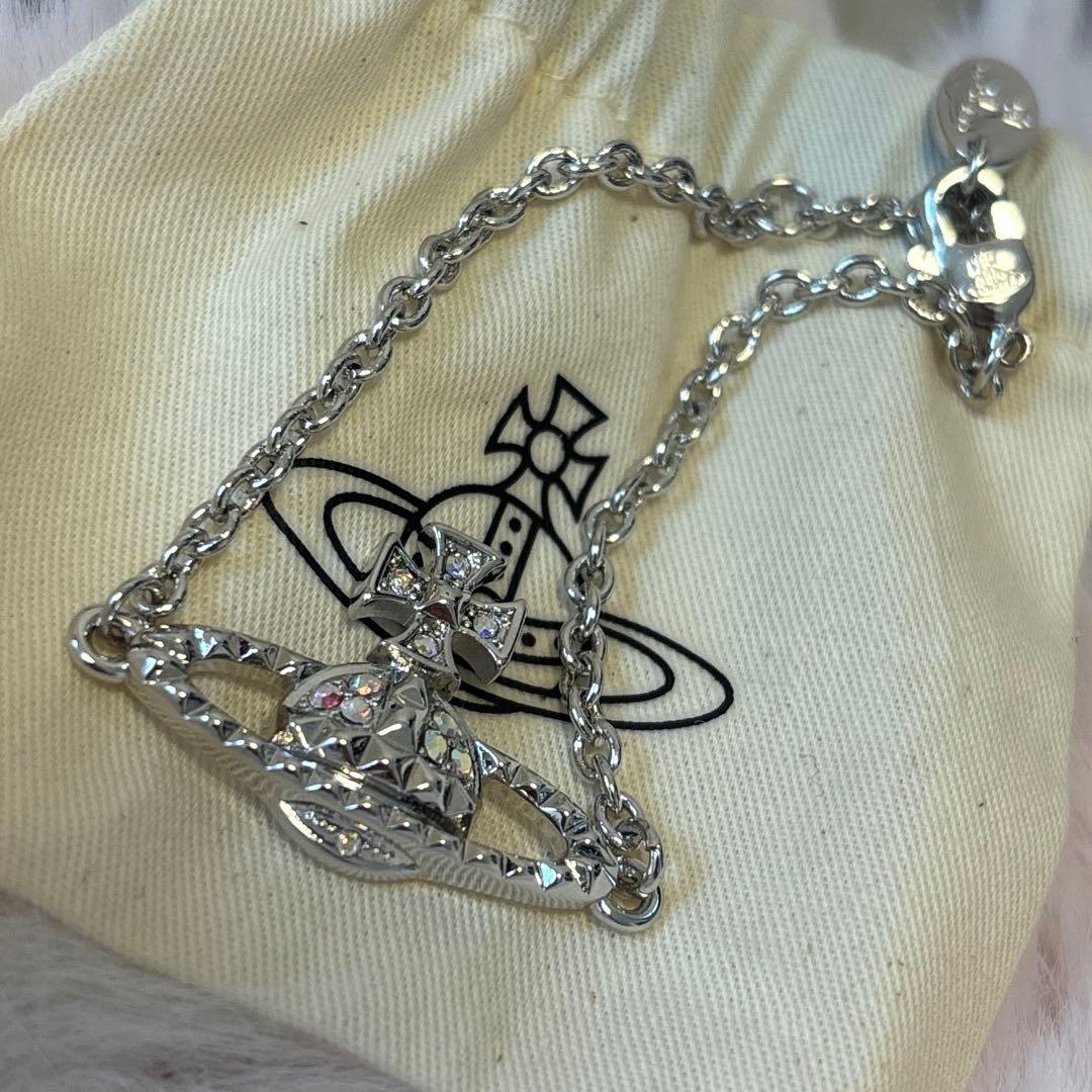 Vivienne WestwoodMAYFAIR BAS RELIEブレスレット