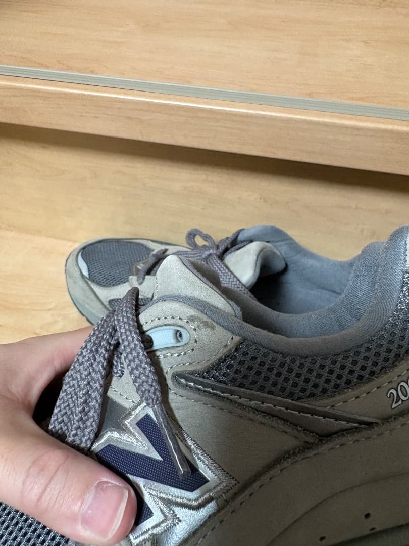 靴 new balance 2002r ML2002RA
