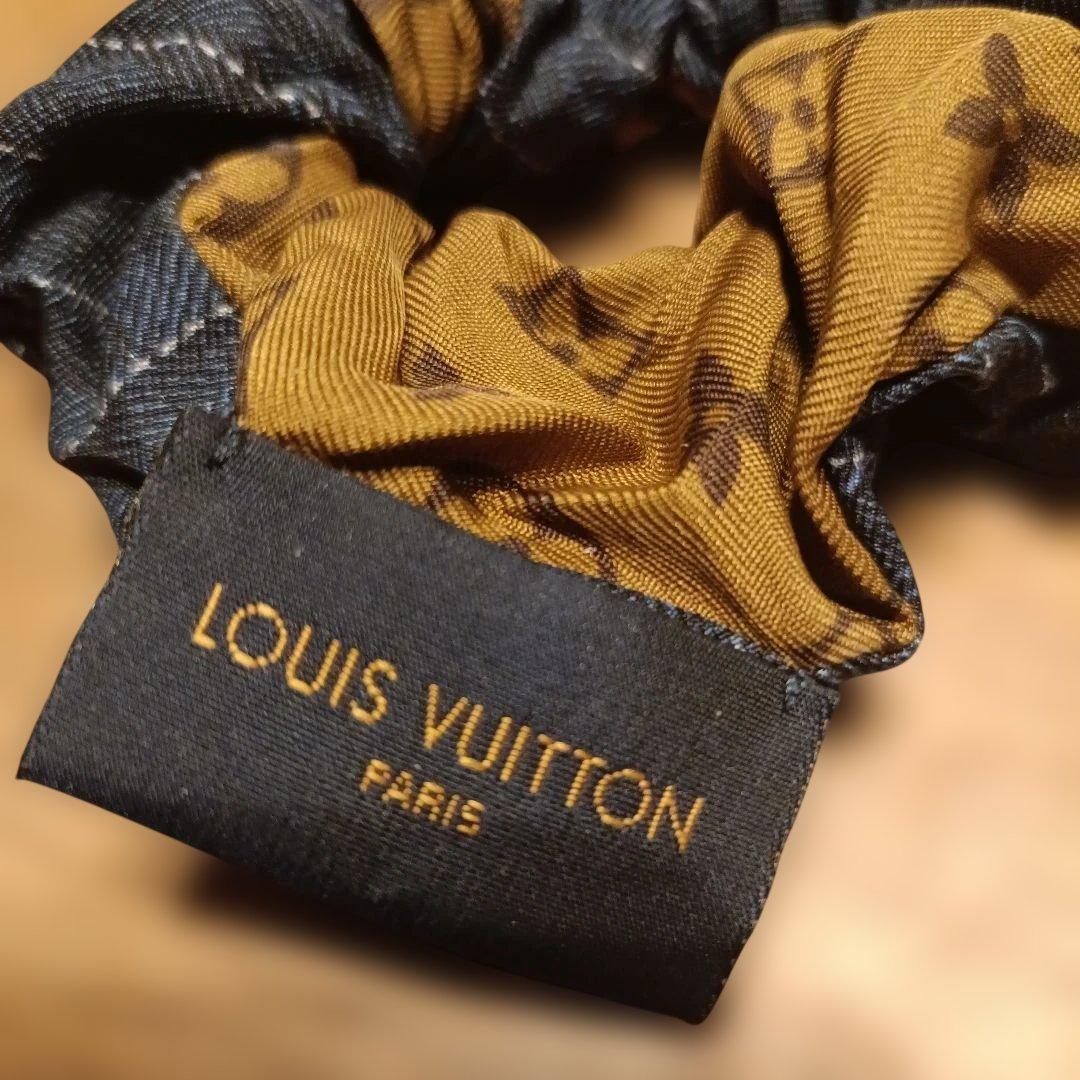 LOUIS VUITTON シルク ヘアシュシュ　へアクセサリー