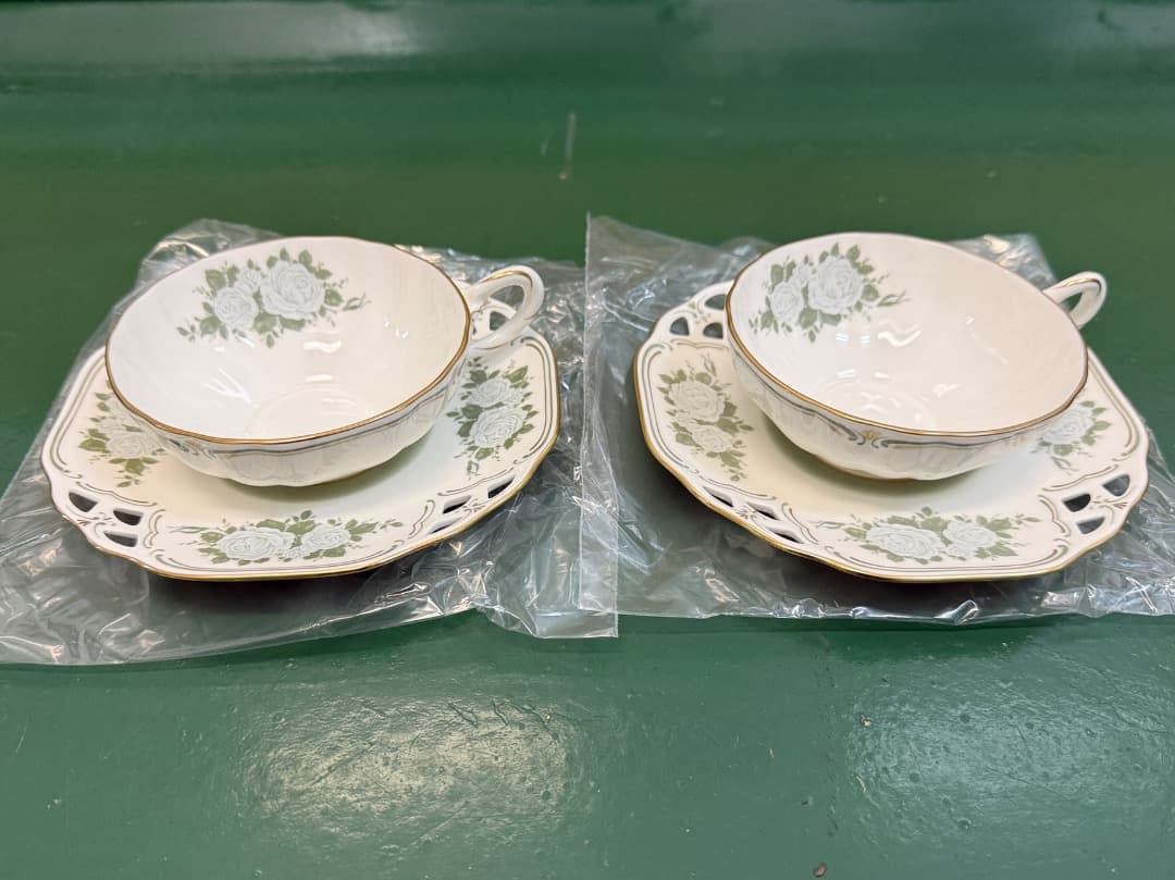 希少 未使用 NARUMI ナルミ 加藤登紀子 フレーバーティーセット 元箱有