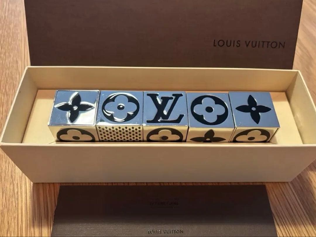 美品　Louis Vuitton モノグラム置物　ダイス　サイコロ