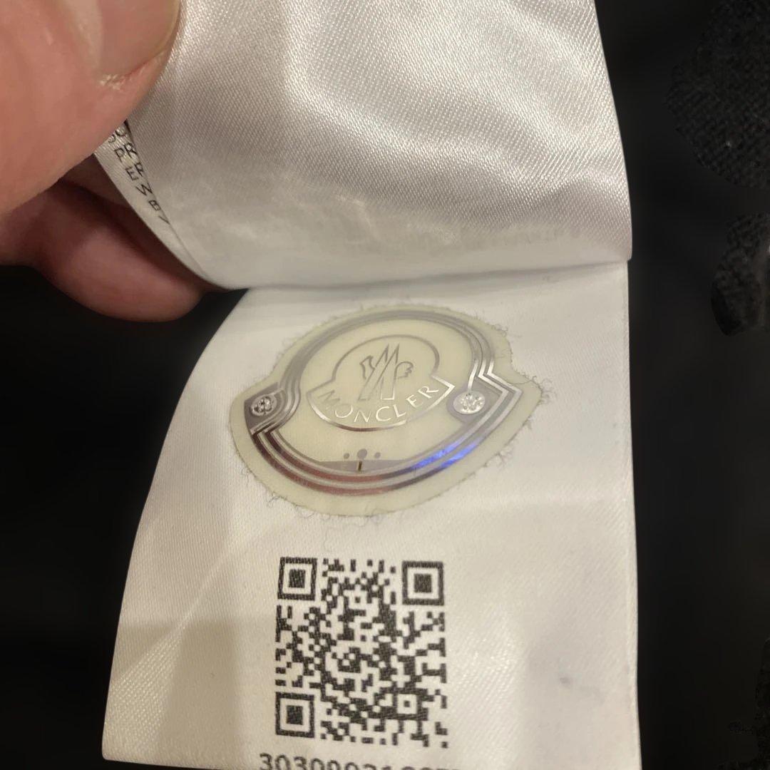 Moncler ブラック カーディガン