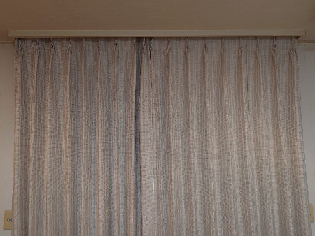 【超美品】ニトリ オーダー 遮光カーテン