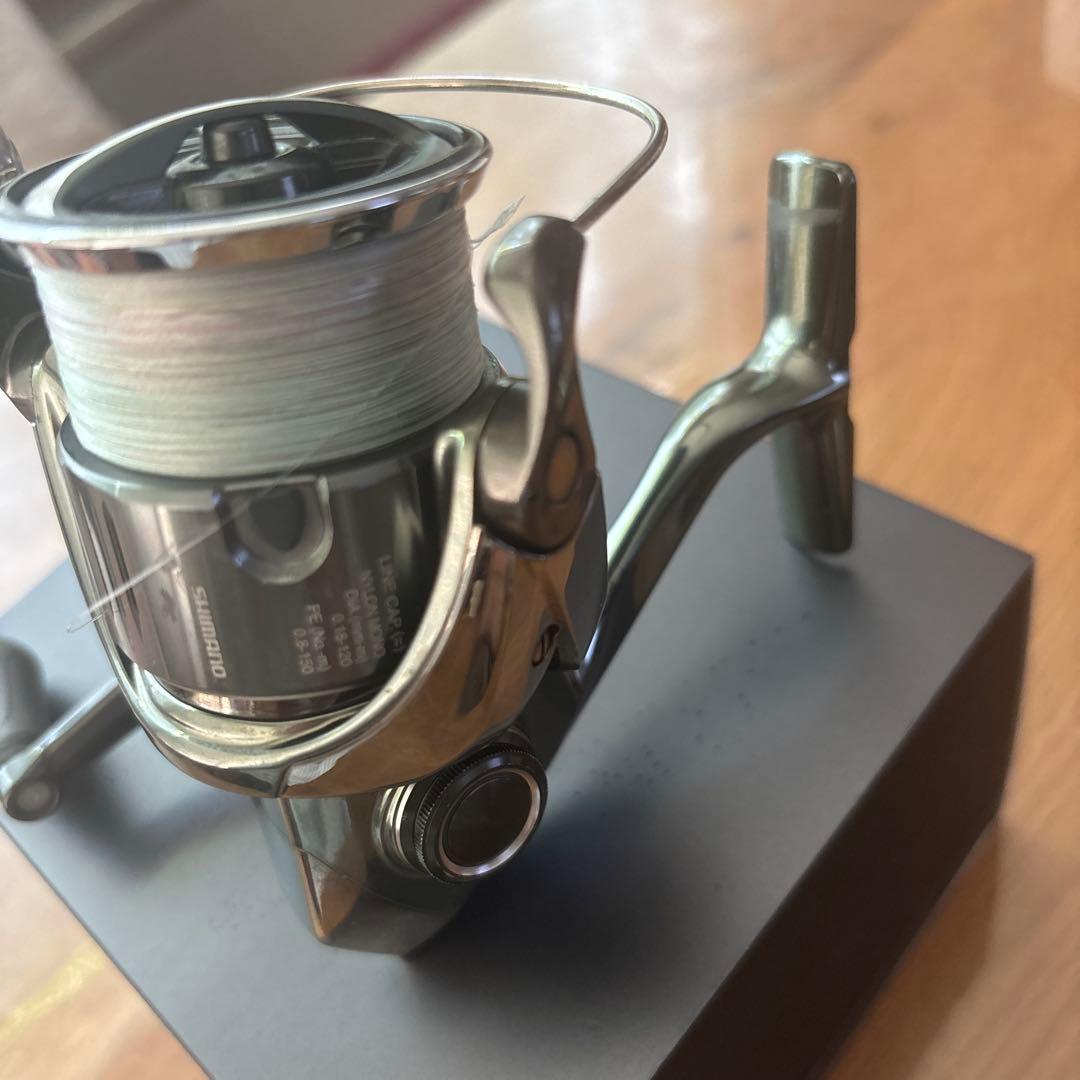 週末値下　22ステラ　シマノ　C3000SDHHG